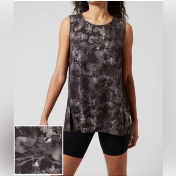 Athleta Women's Zephyr Refined Tank
Top Lumen Floral Size:SP
 Sleeveless Black - Picture 1 of 14